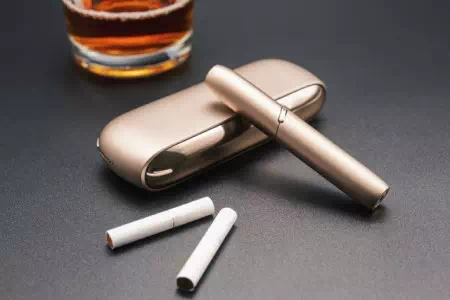 電子タバコと紙巻きたばこ